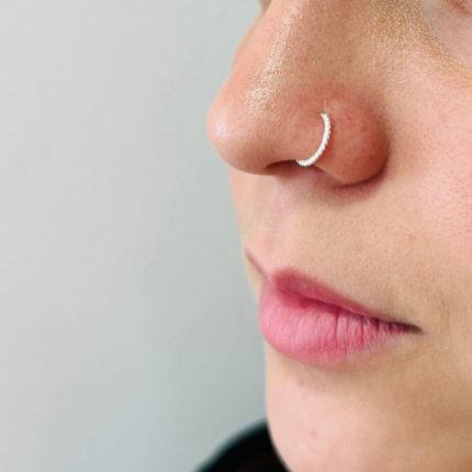 Piercing Nariz Argolinha Detalhada de Prata 925 Legítima